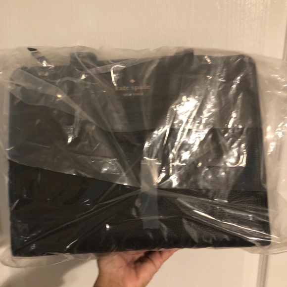 NWT Kate Spade Medium Top Zip Rowe Satchel - Picture 5 of 6